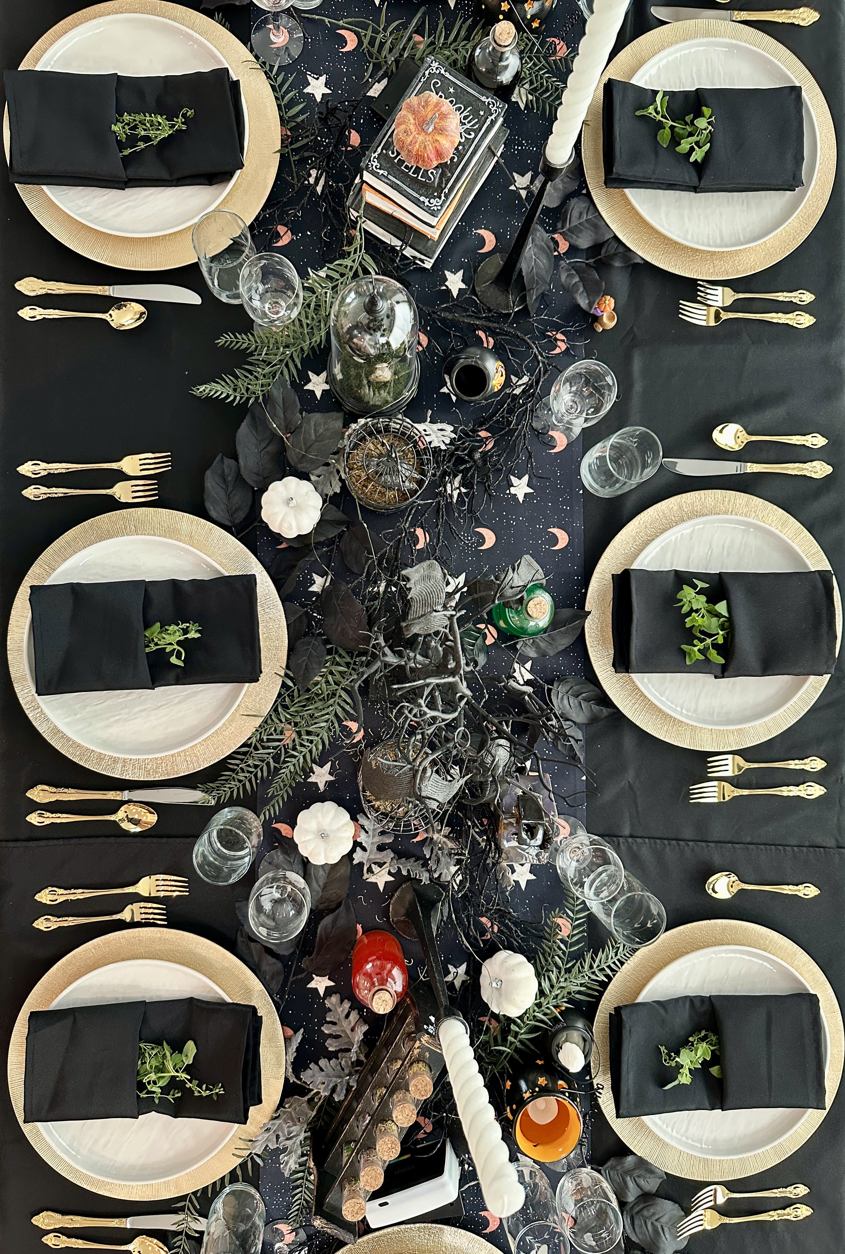 How to Set a Spooky & Stylish Halloween Table That Wows Your Guests